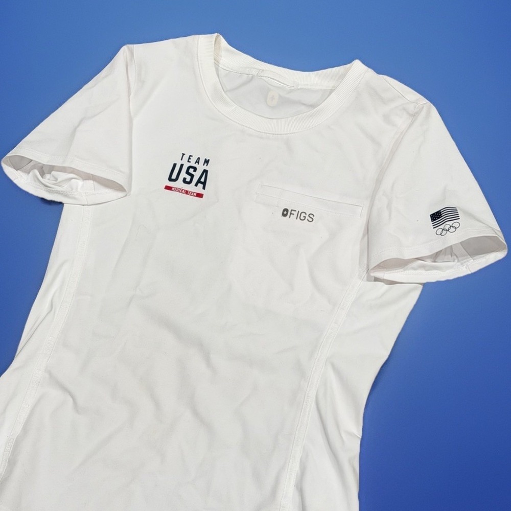 RARE Figs Team USA Olympics Medical Team Women's Small White Scrub Top EUC